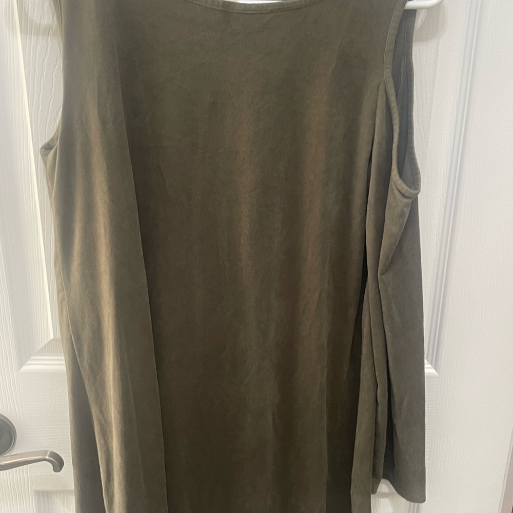 Pixi and ivy top small green cold shoulder - Picture 2 of 15